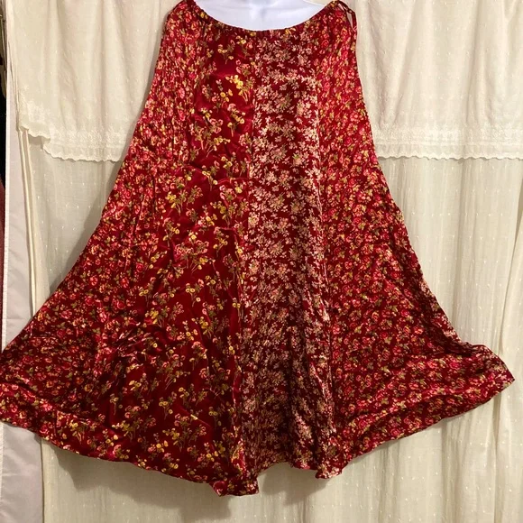 Vintage April Cornell Satiny Floral Skirt - Picture 2 of 14